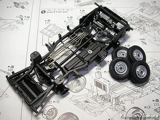 1/24 '12スバル・サンバートラック 製作記 ～ ほぼ出来上がりのシャーシ